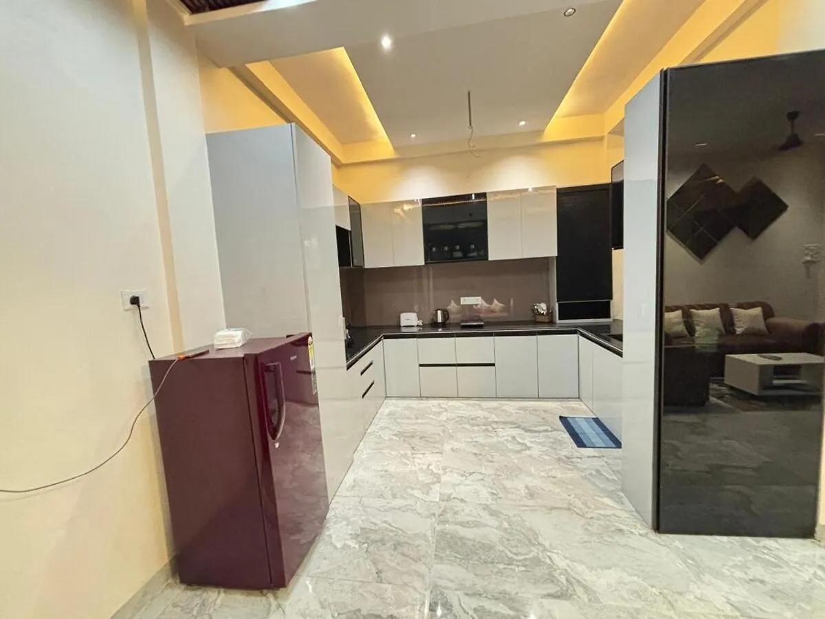 The Haven Retreat- Luxury Villa Váránaszi Apartman